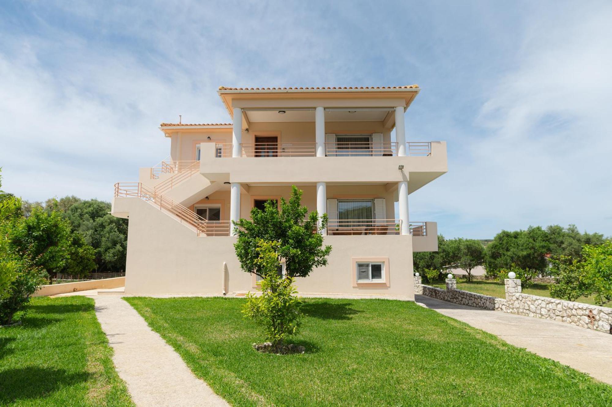 Vasilopoulos Residences - Apartments Eliana & Melanthia 아르고스톨리온 외부 사진